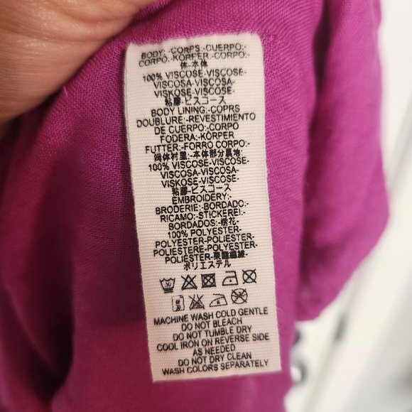 Embroidered swing dress - Picture 3 of 10